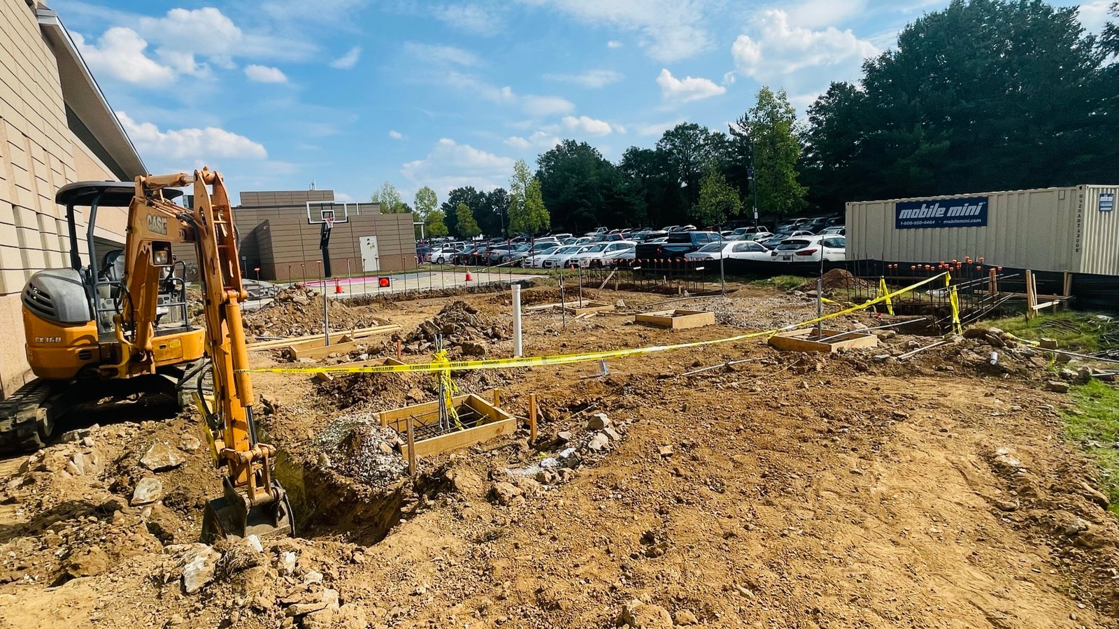 Concrete workers arriving on time to a job site in Franklin Tennessee